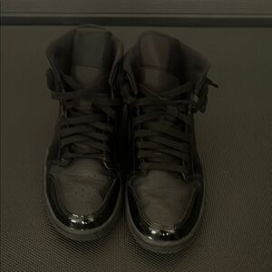Jordan Black High-Top Sneakers Classic Design